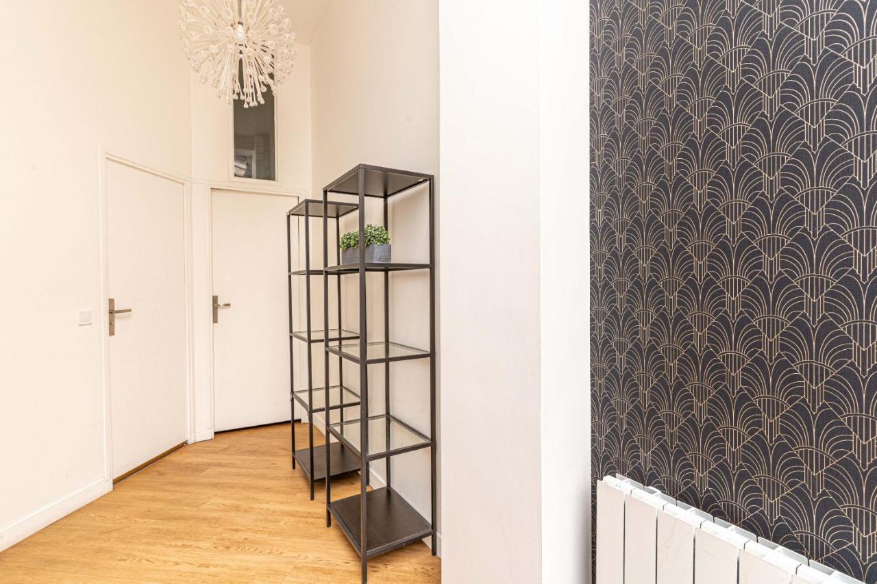 08 Design Flat Republique Apartment Paris Exterior photo
